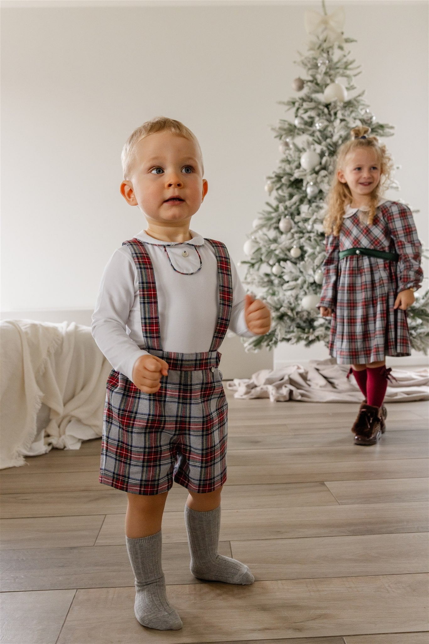 SHORT | Claus