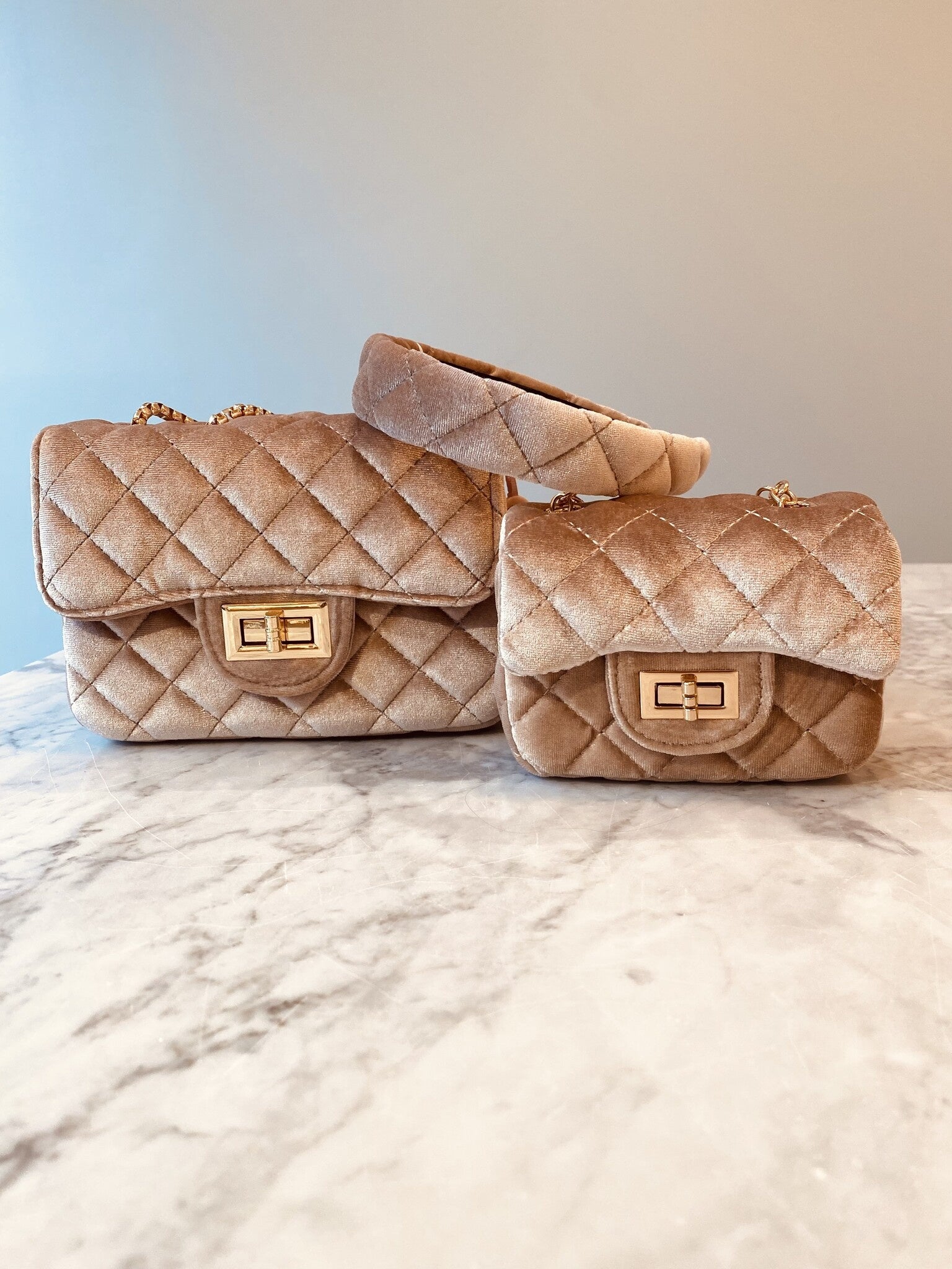 HANDTASJE | Helena VELVET ZAND MEDIUM