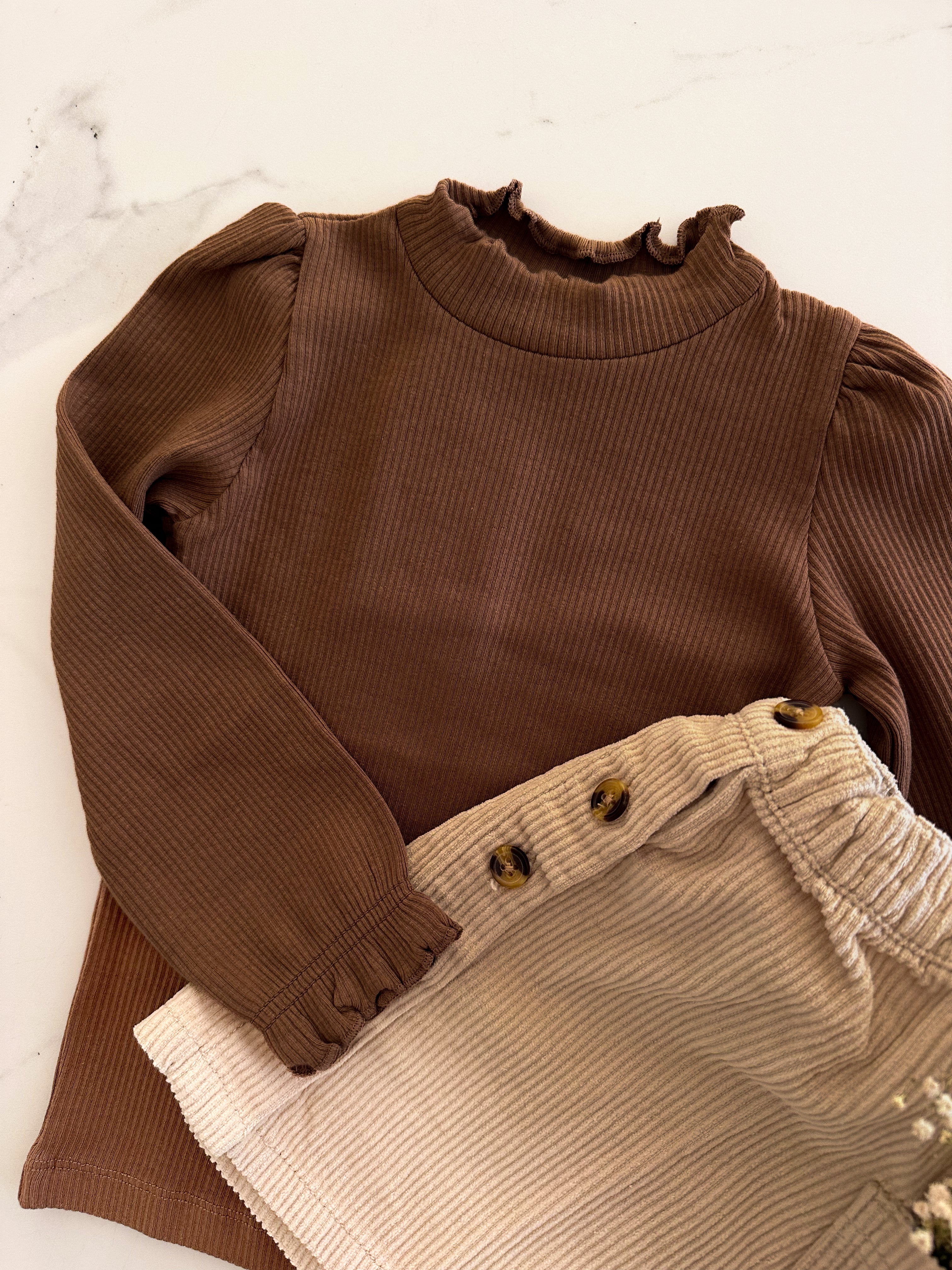 TOP | Lisa CAMEL