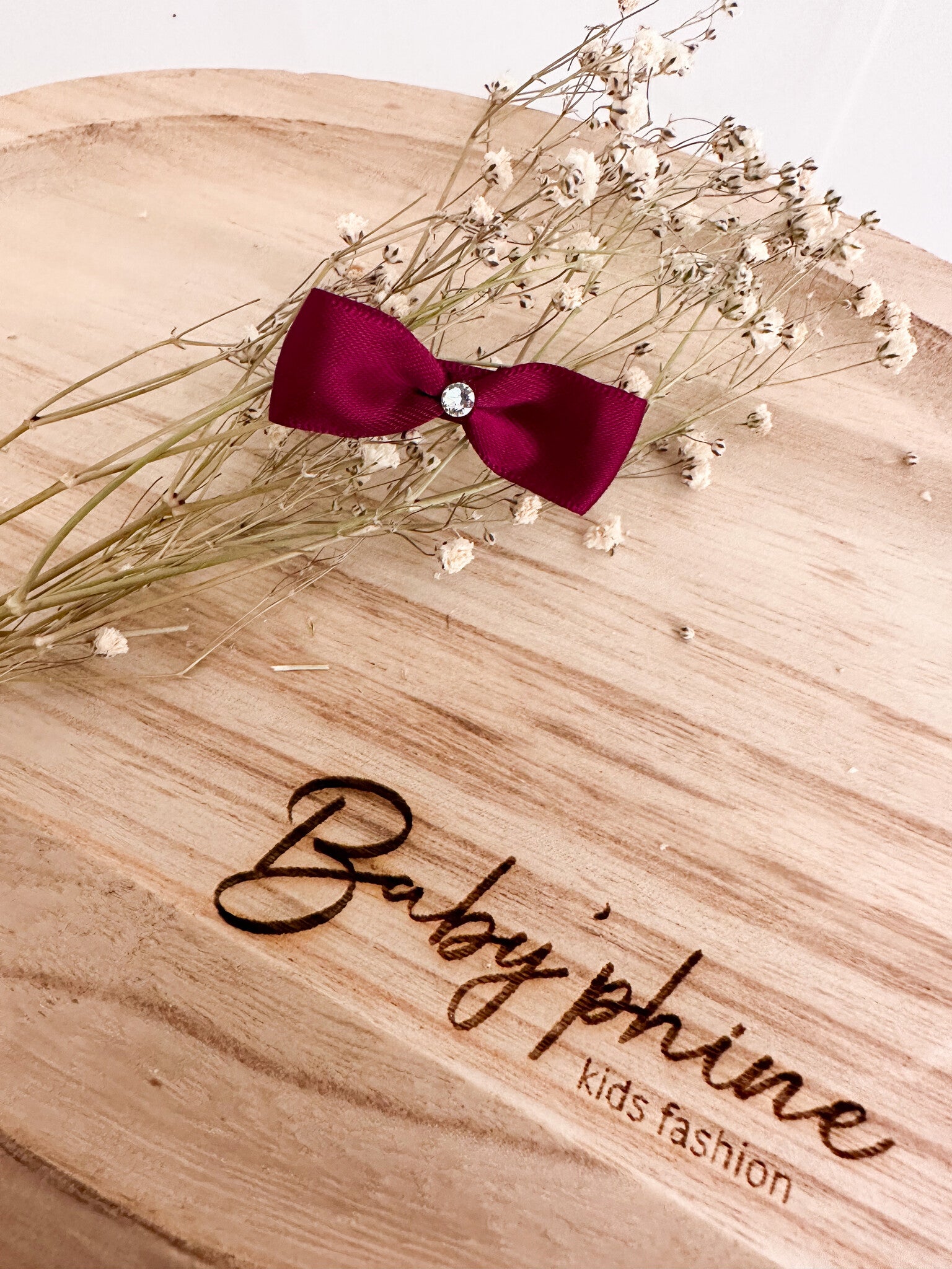 STRIK | Philippa BORDEAUX