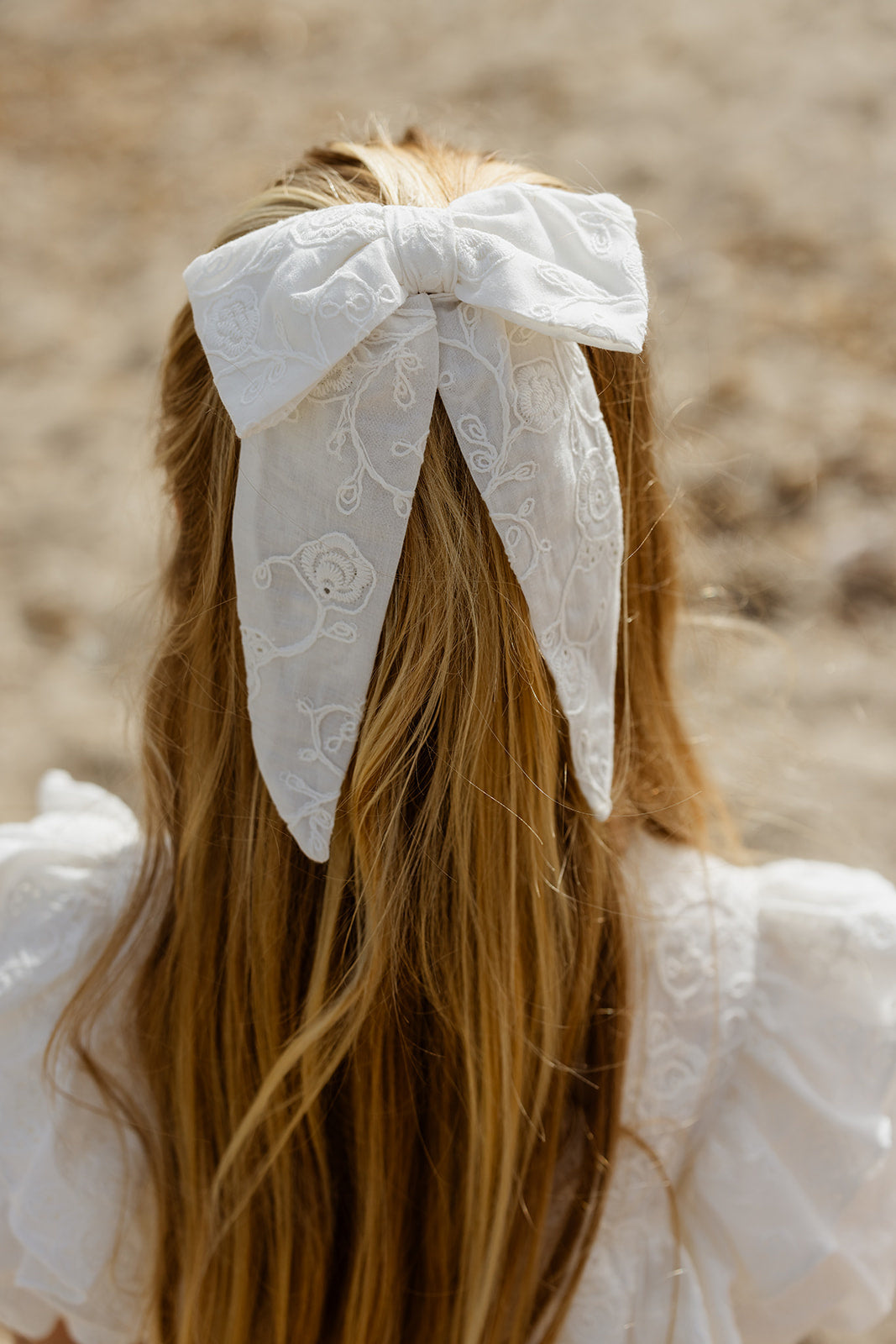HAARSTRIK | Ariel WIT