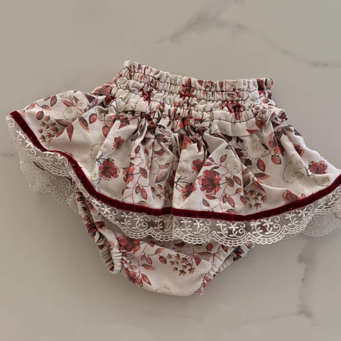 PRELOVED | bloomer camellia