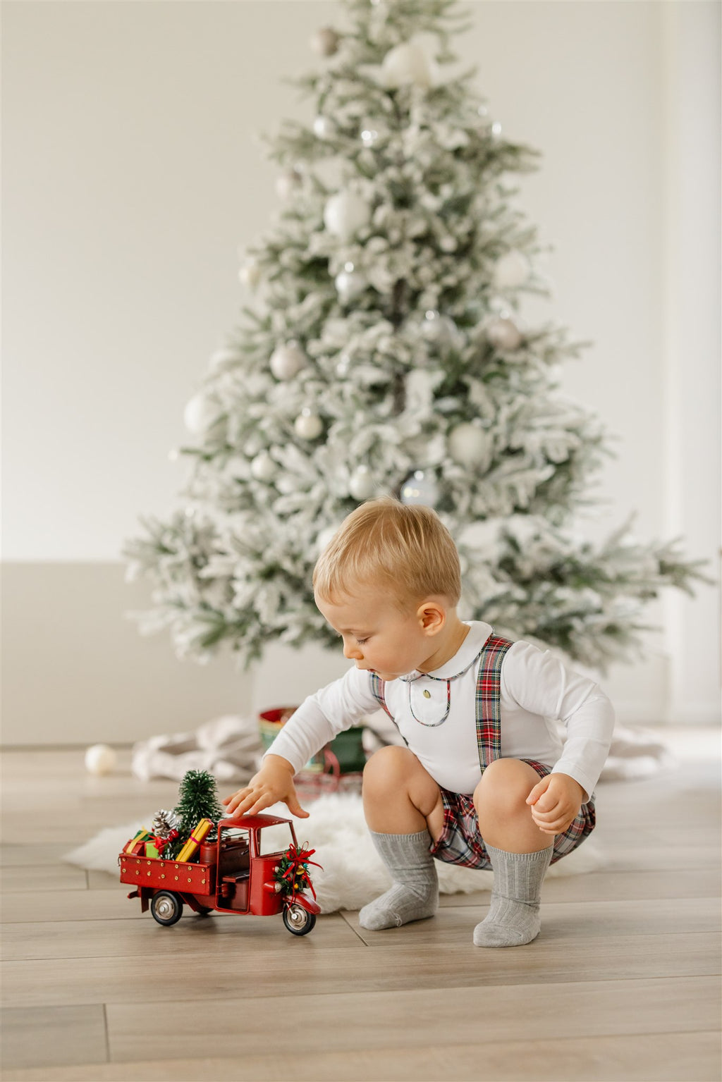 SHORT | Claus