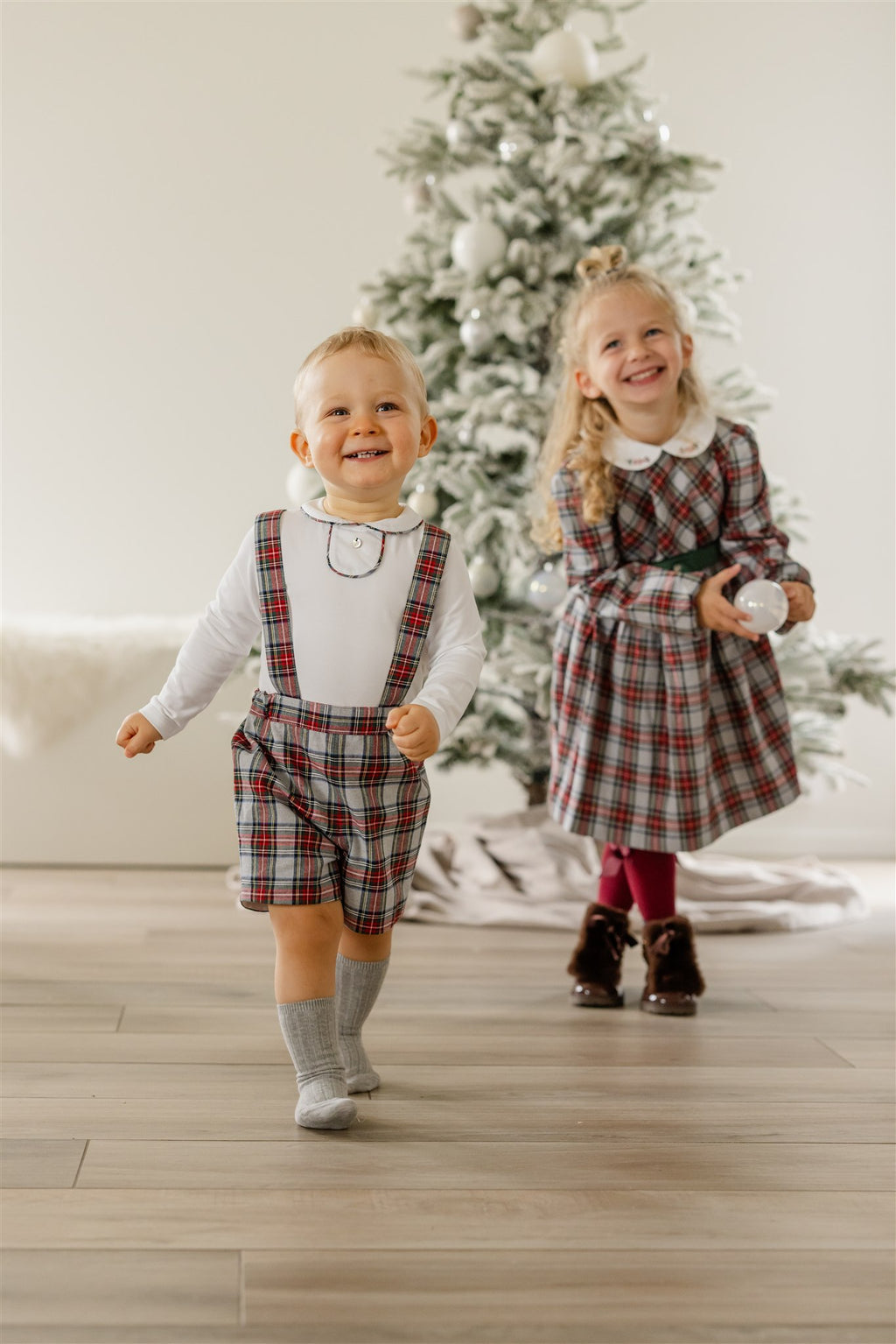 SHORT | Claus