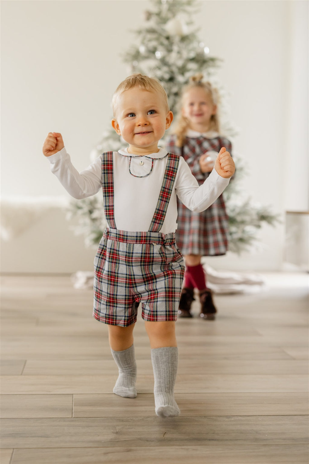 SHORT | Claus