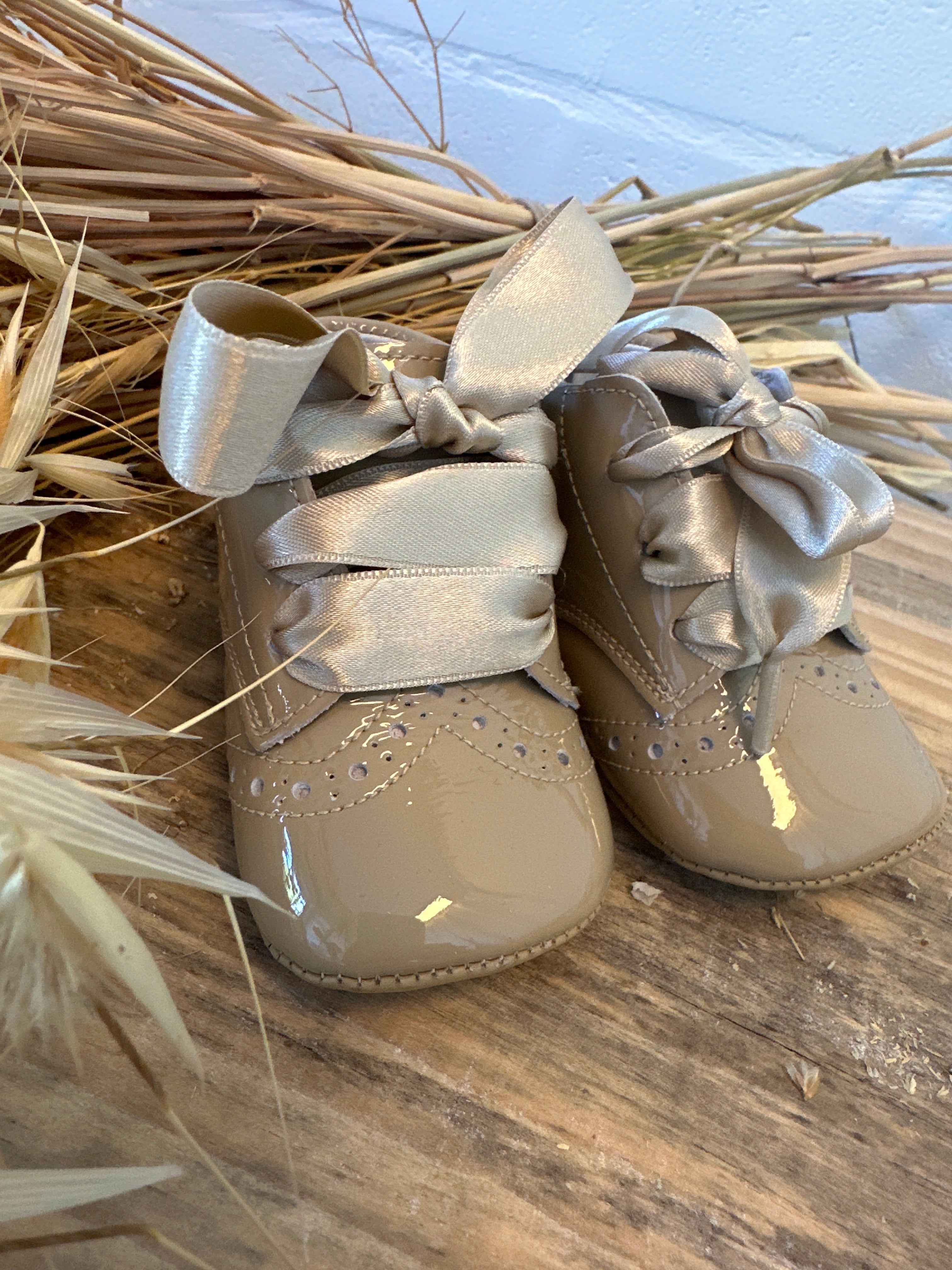 schoenen delphine lichtbruin