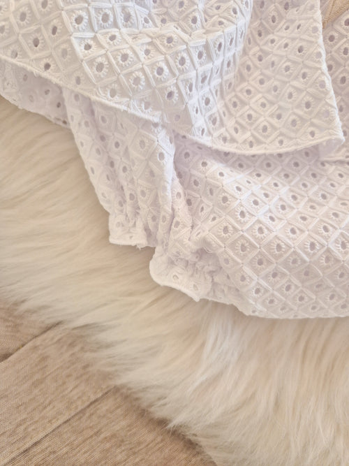 PINAFORE | Laury