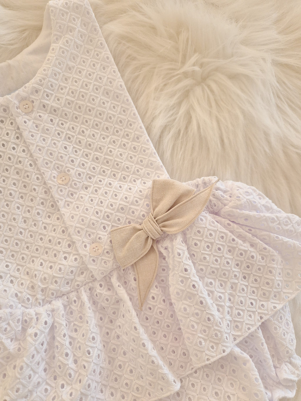 PINAFORE | Laury