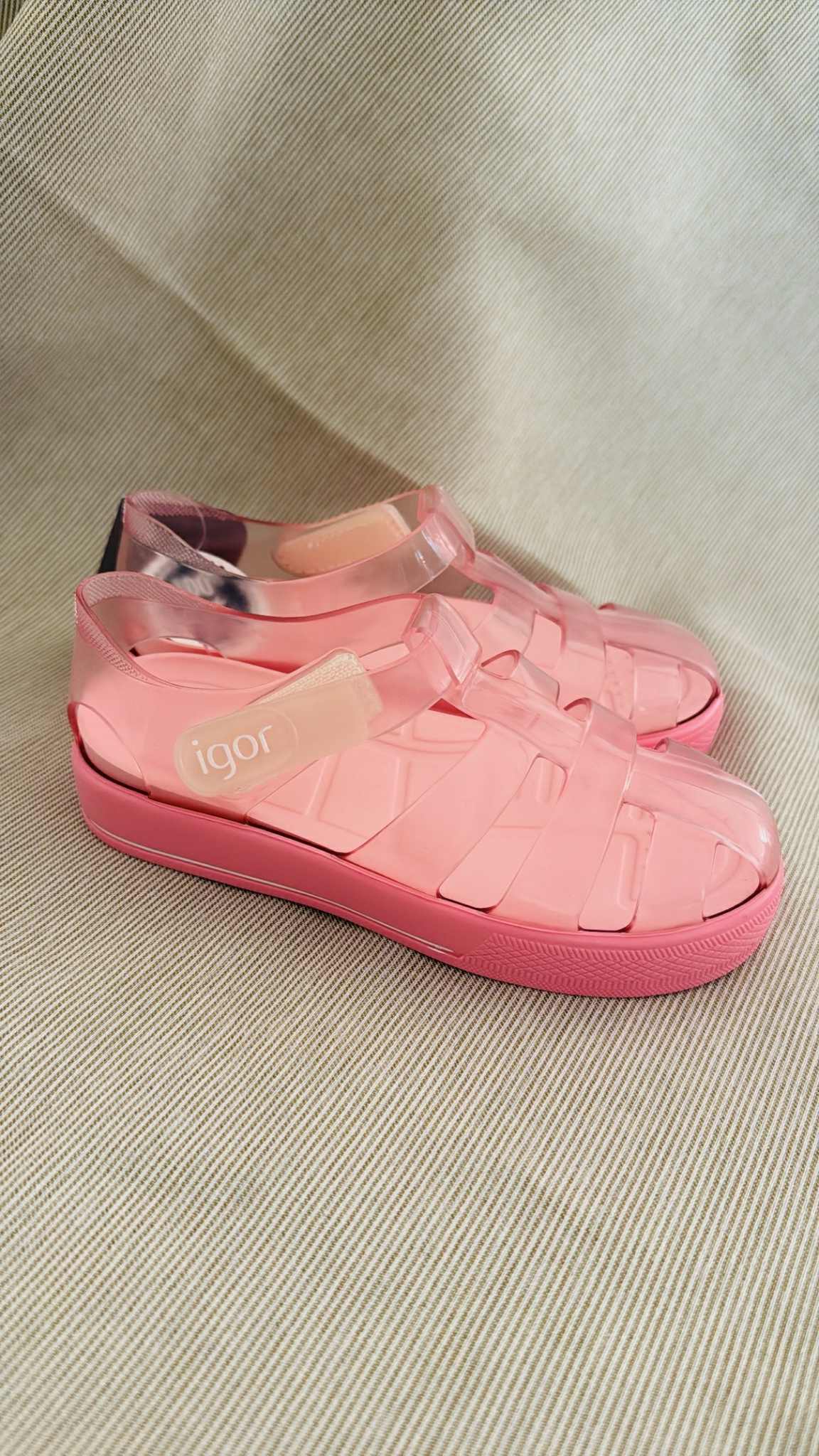 schoenen / watersandalen roze 27