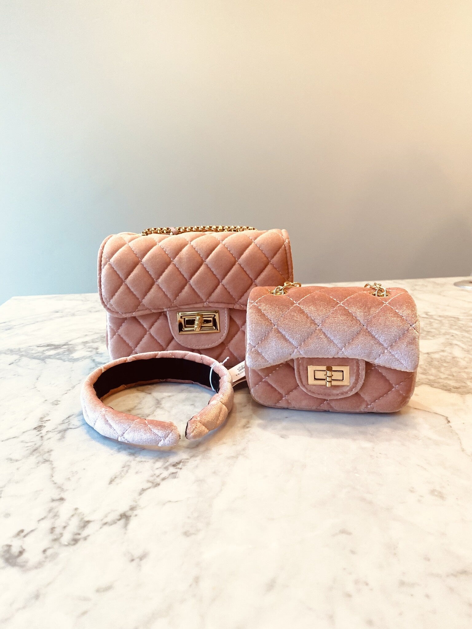HANDTASJE | Helena VELVET ICY PINK MEDIUM