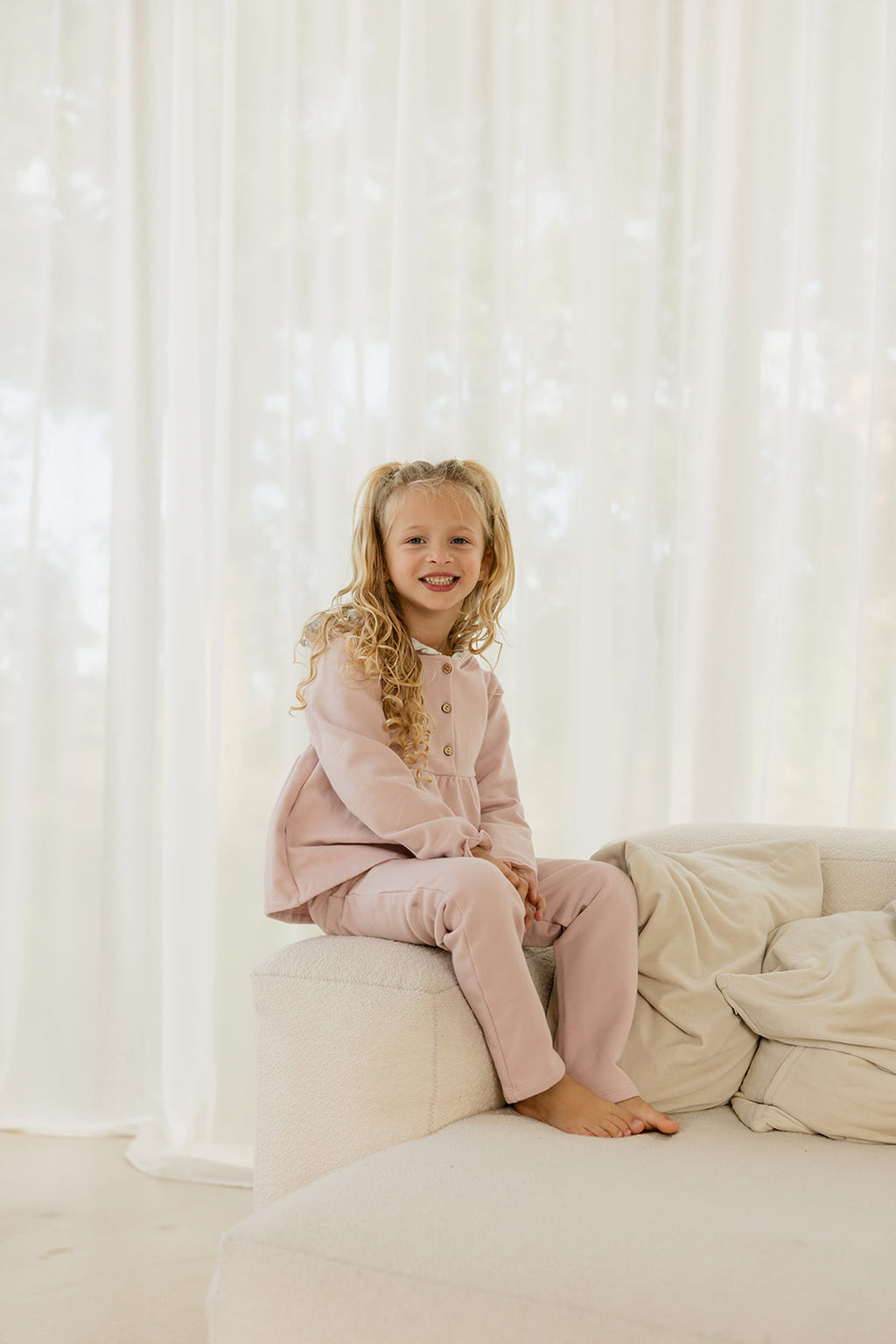 SET | Emilia OUDROZE