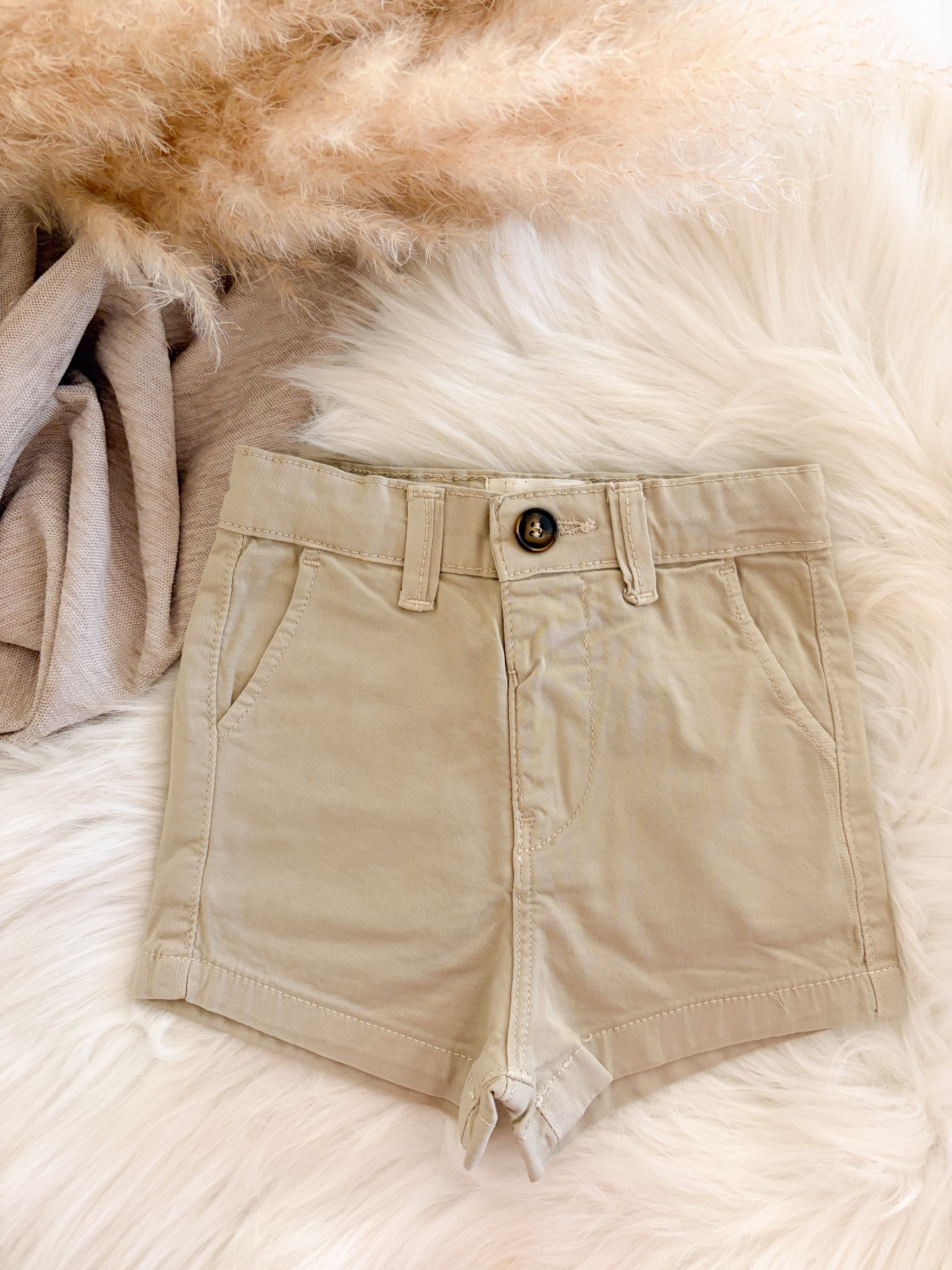 SHORT | Aiden zand