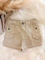 SHORT | Mees zand