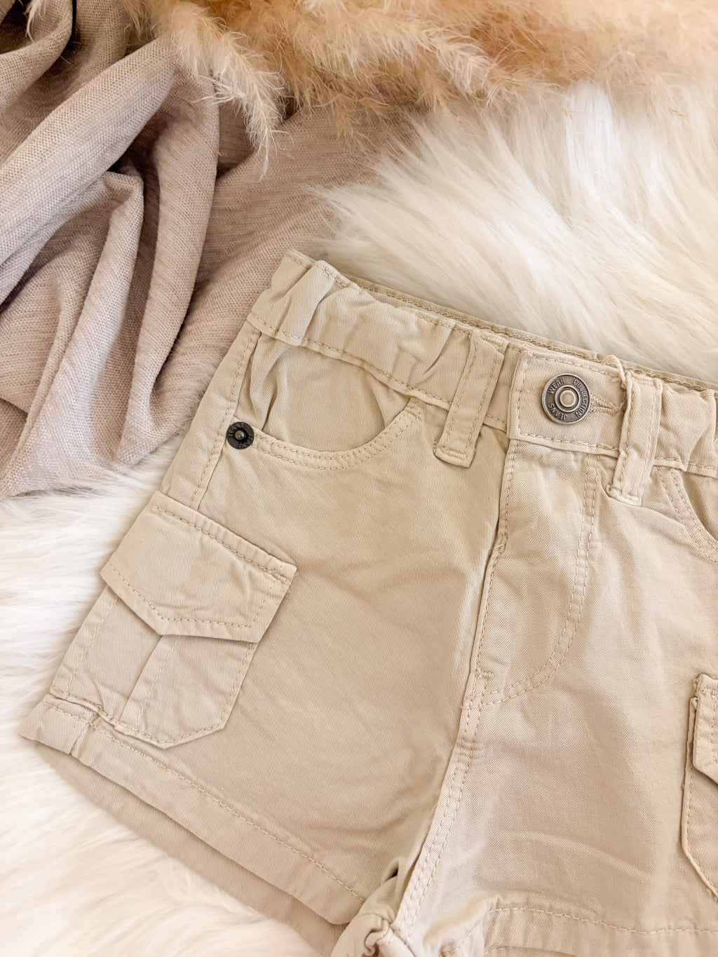 SHORT | Mees zand