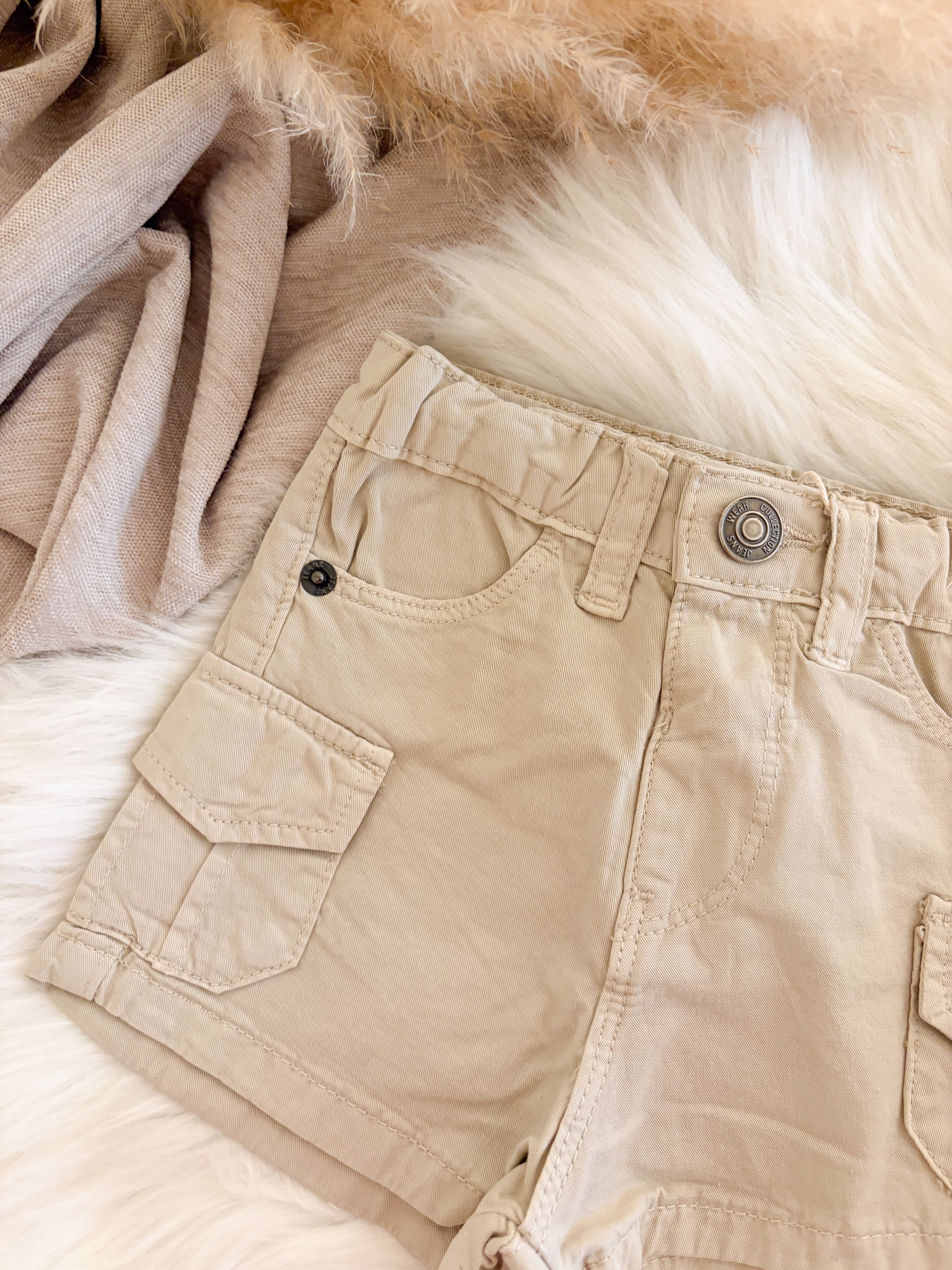 SHORT | Mees zand