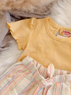 T-SHIRT | Nora geel