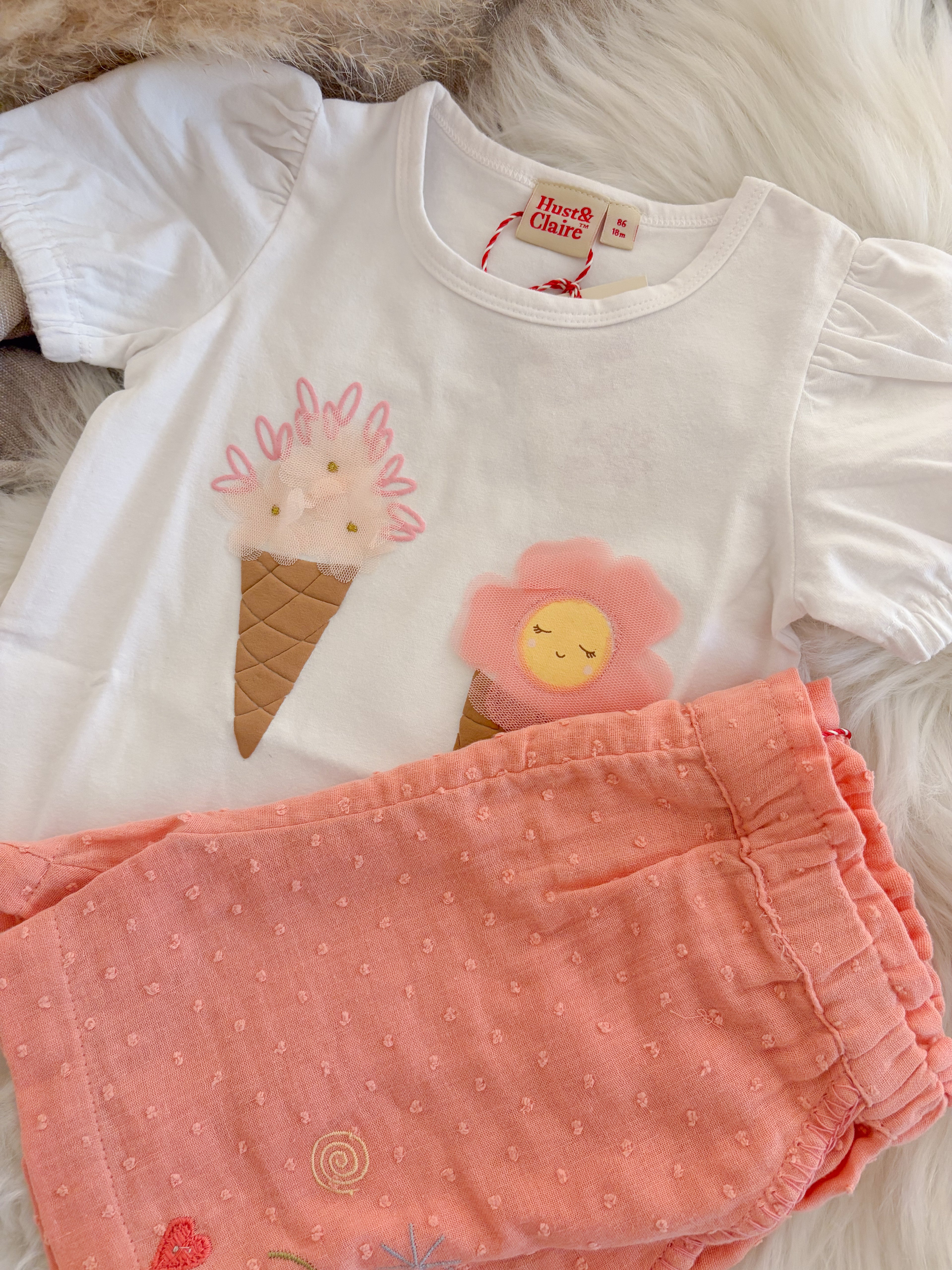 SHORT | Nora roze