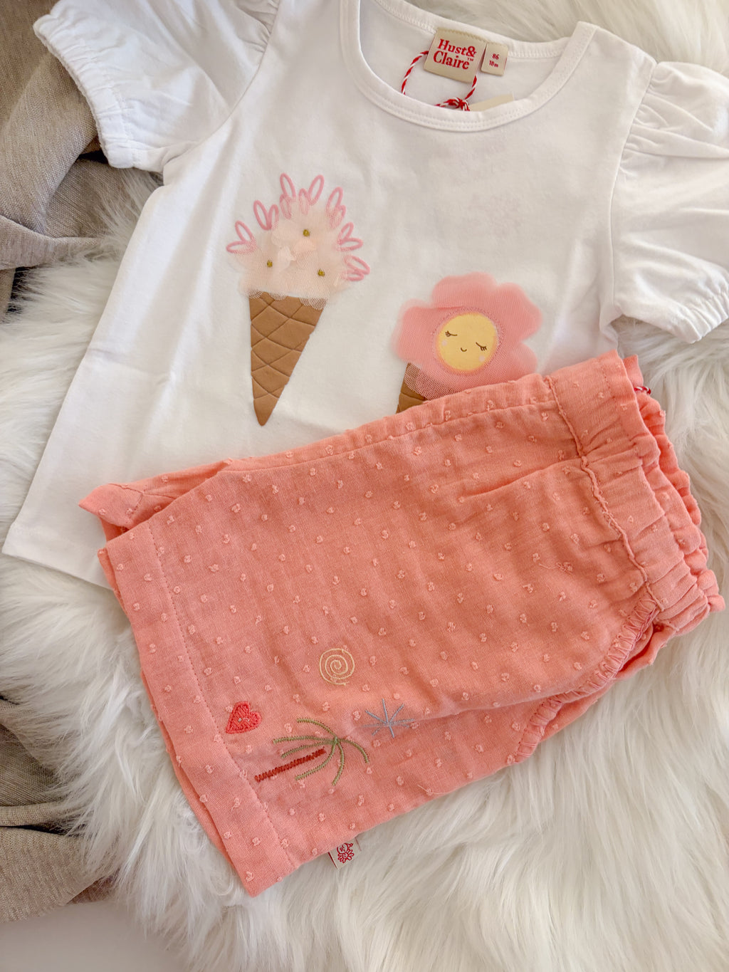 SHORT | Nora roze