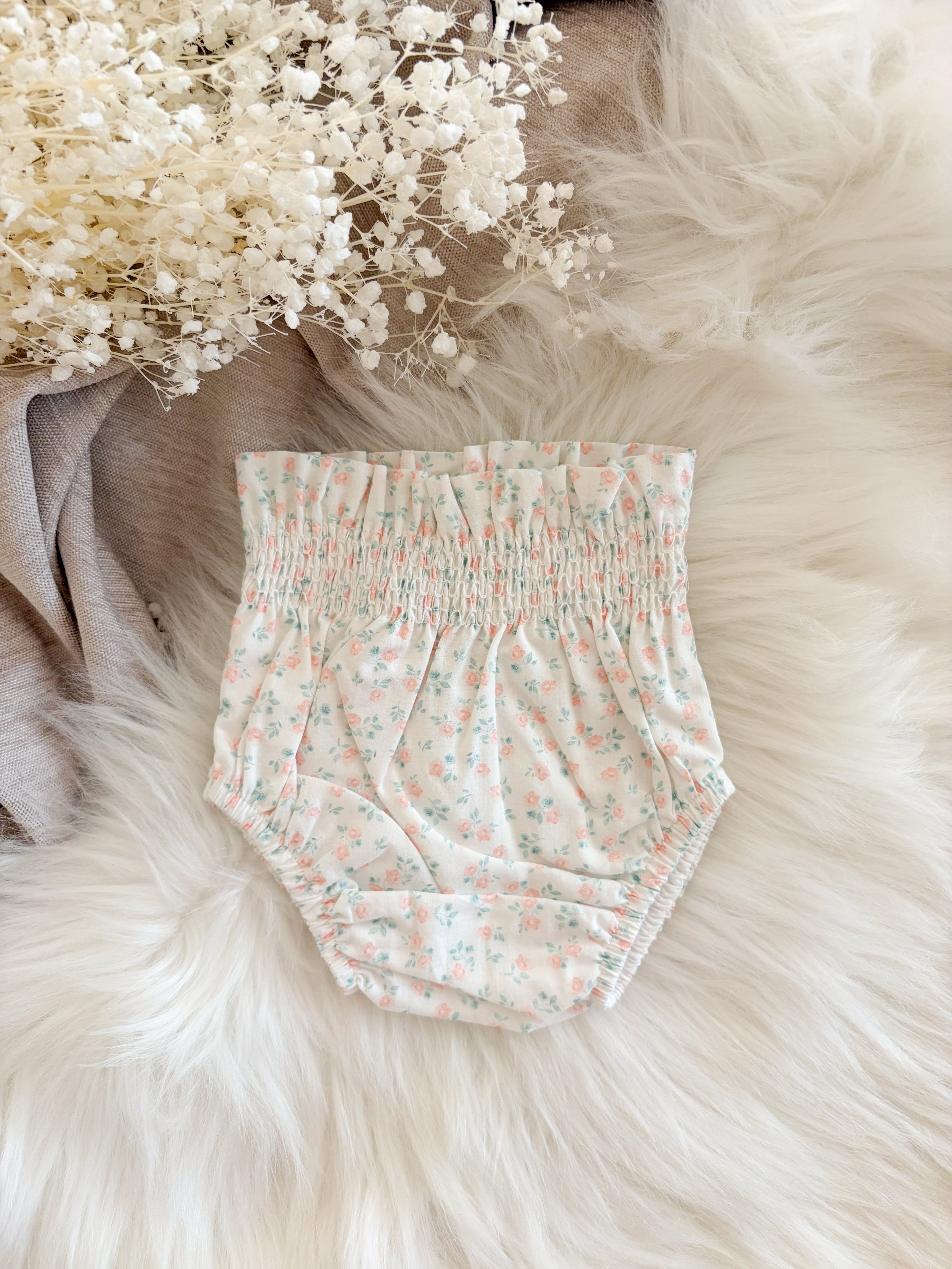 SHORT | Linde roze
