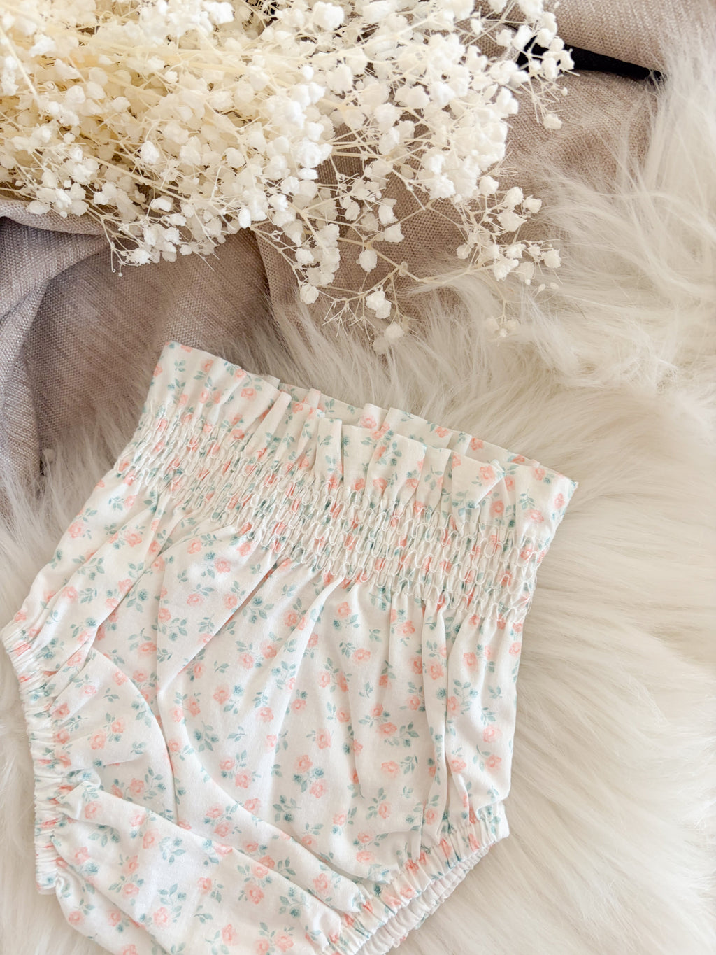 SHORT | Linde roze