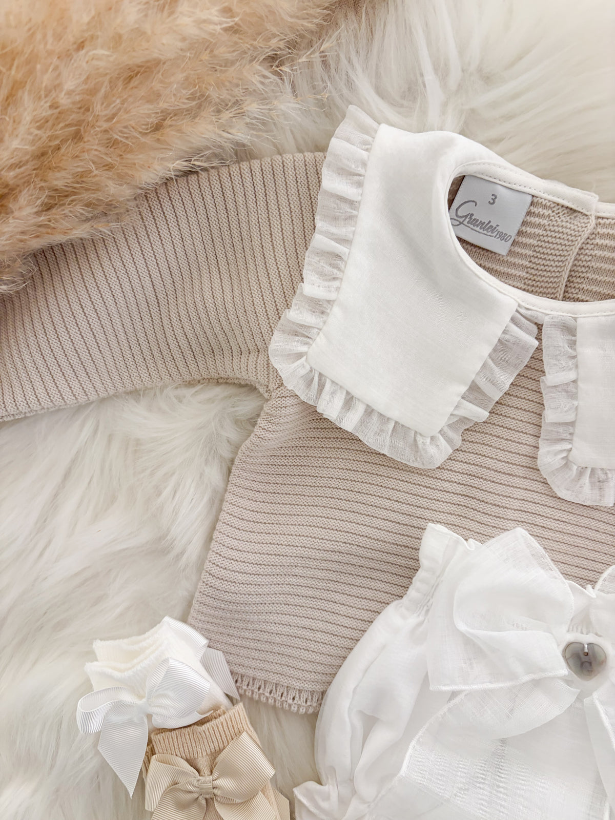 SET | Amaya ZAND