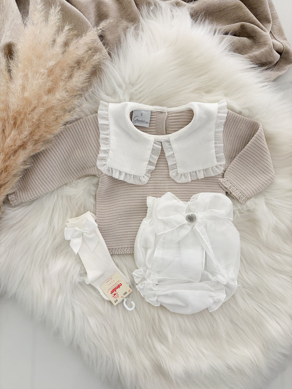 SET | Amaya ZAND