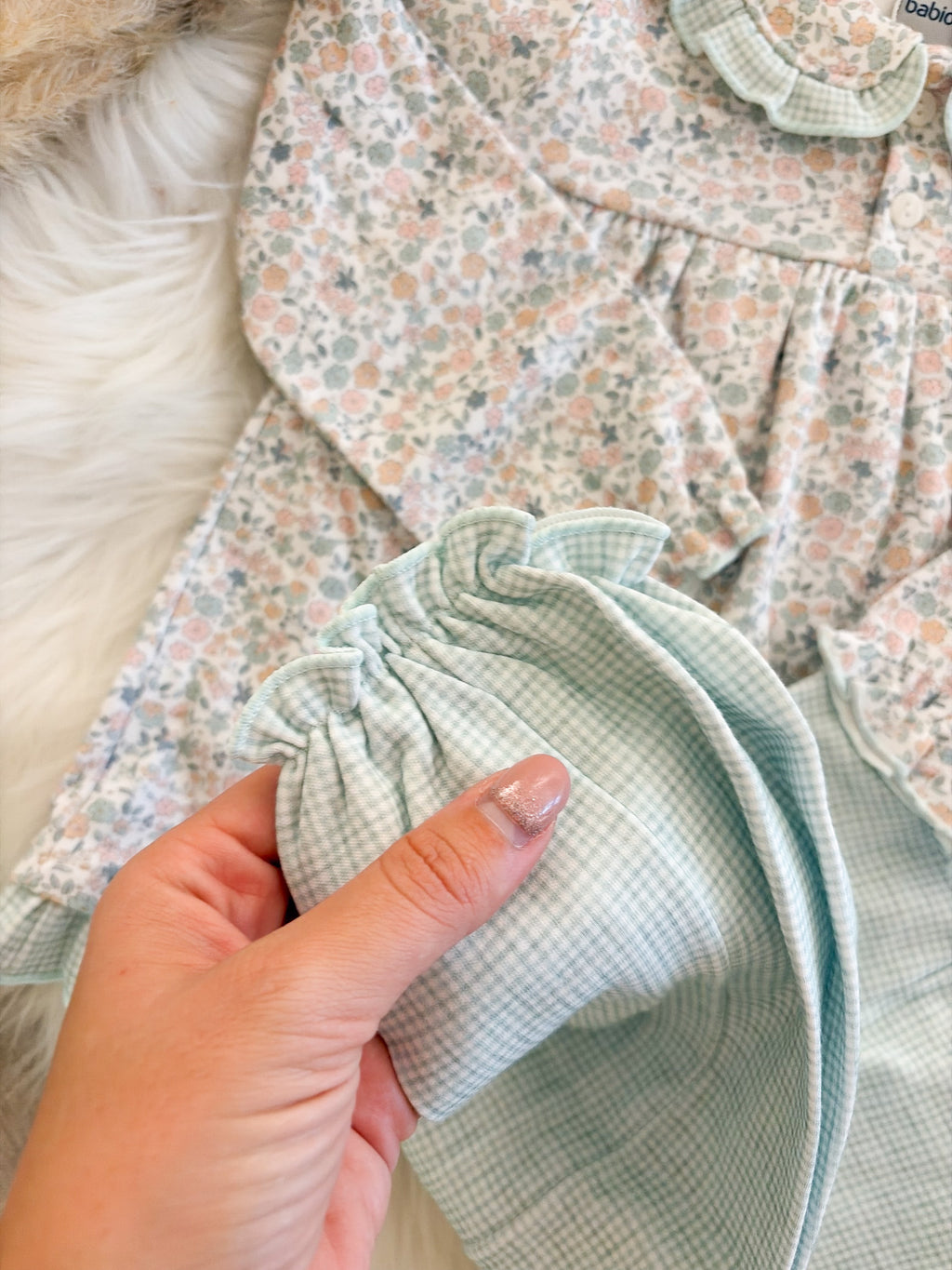 SET | Quirina