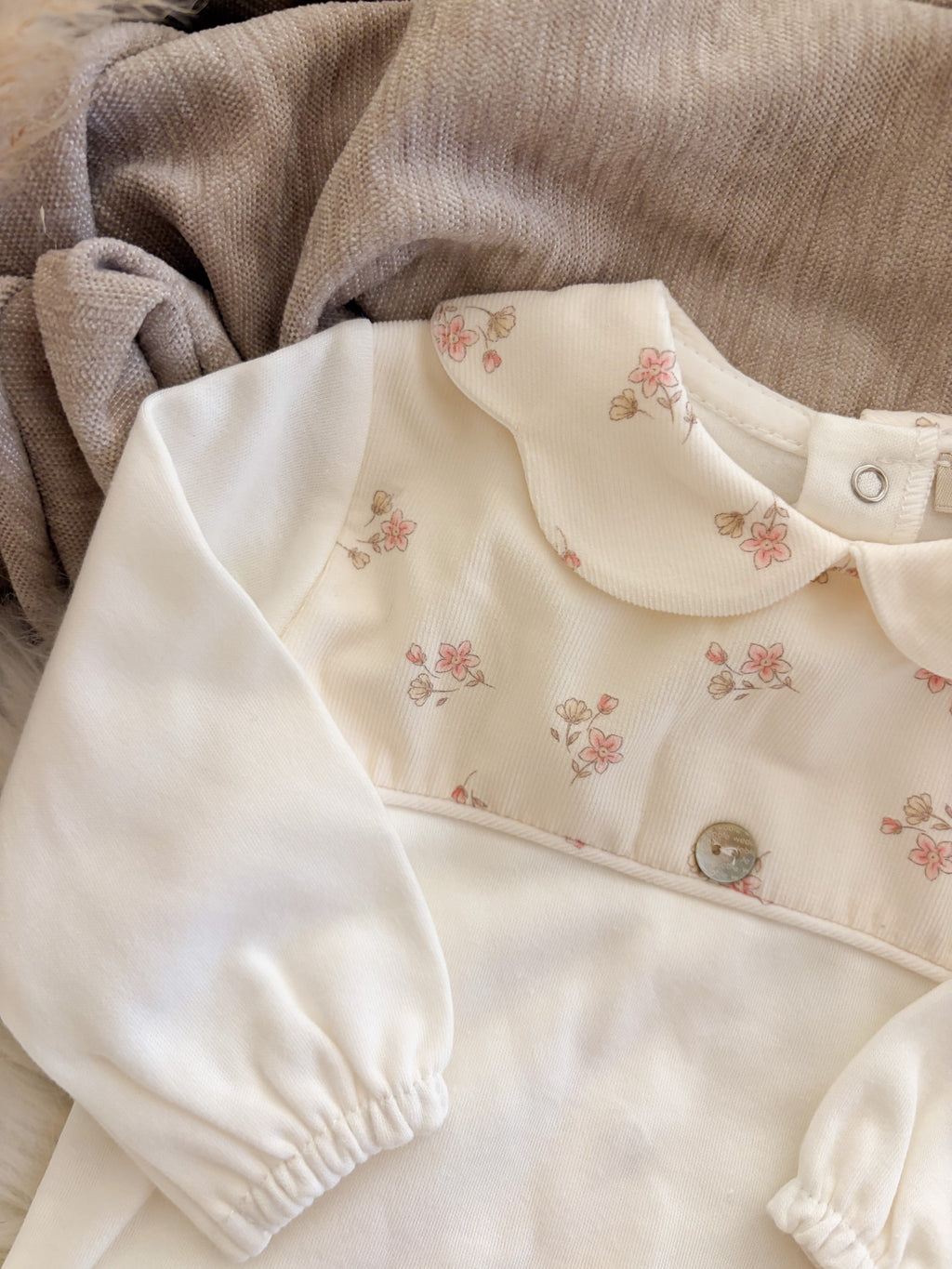 PYJAMA | Ella