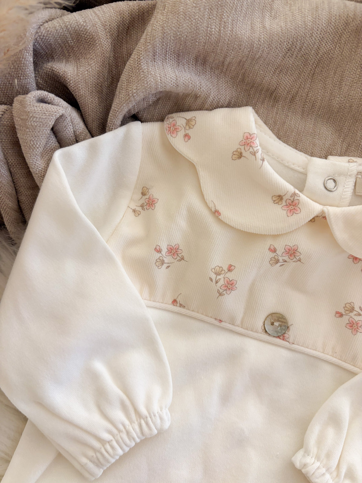 PYJAMA | Ella