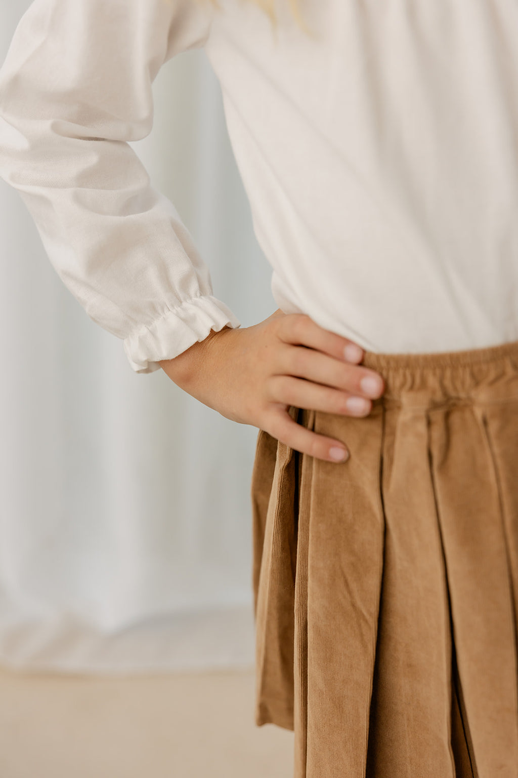 Babyphine – Rok Naomie camel + Trui Naomie camel