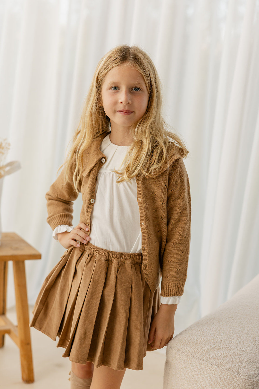 Babyphine – Rok Naomie camel + Trui Naomie camel