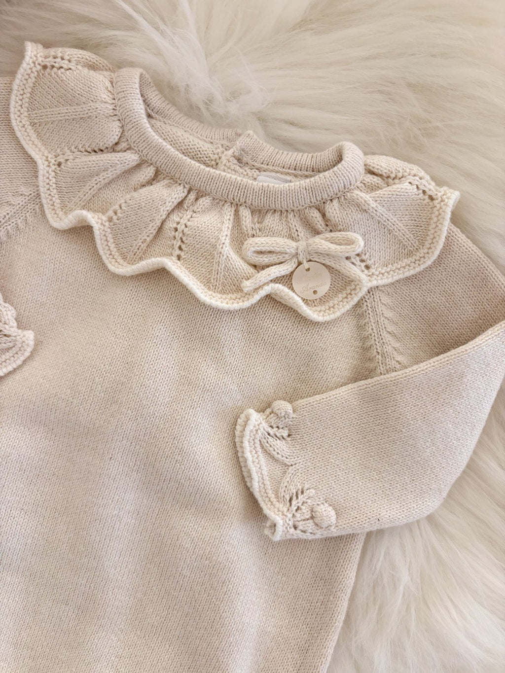 Romper Maxima creme detail