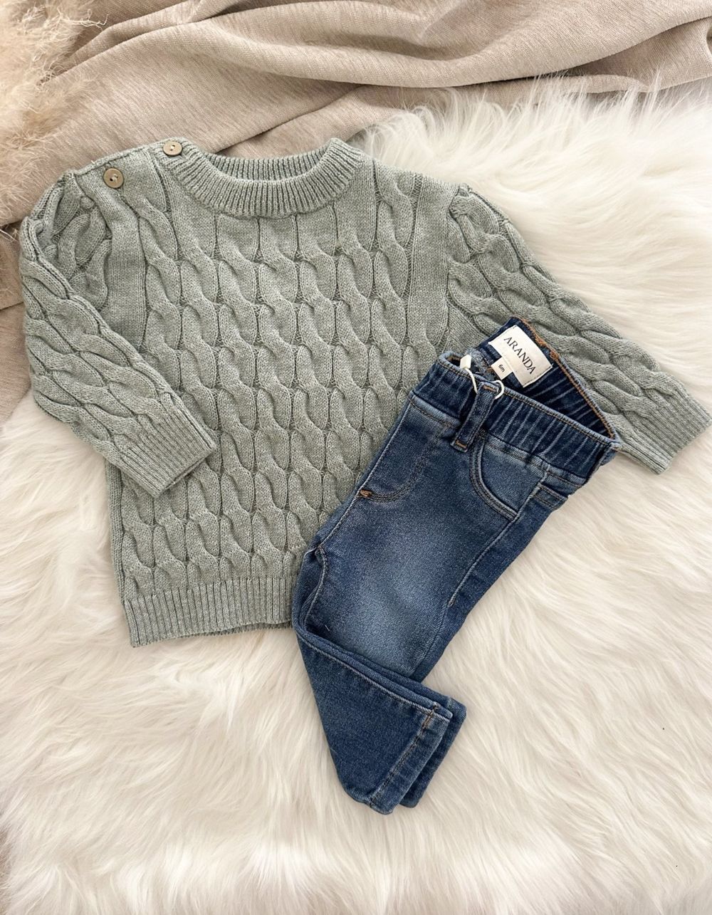 Sweater Ceriel saliegroen