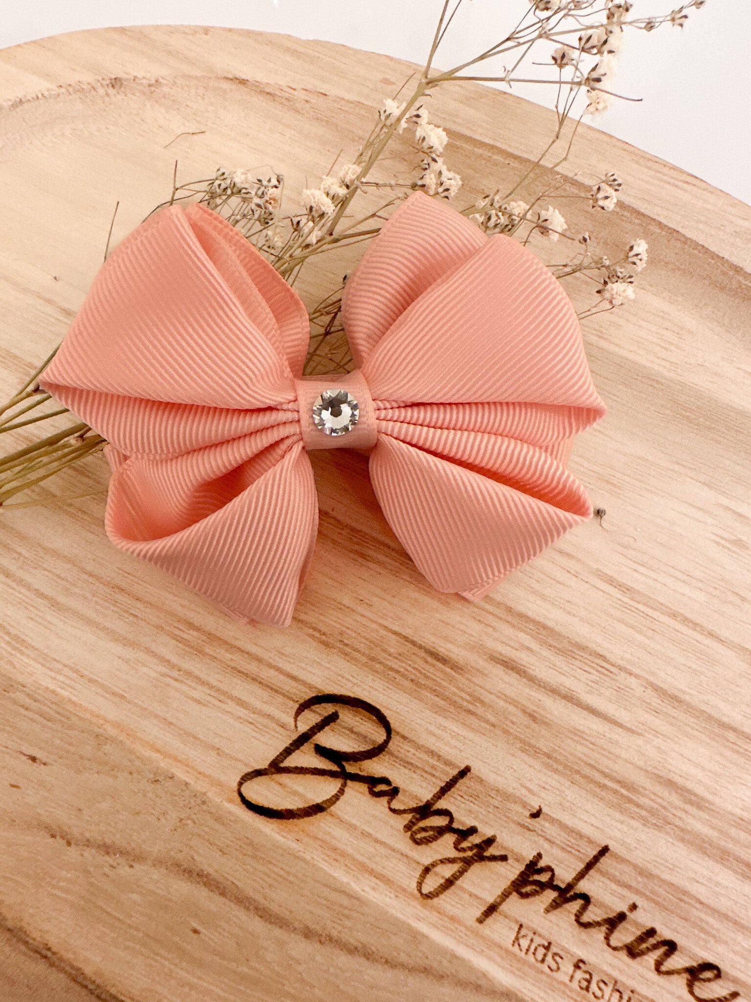 STRIK | Madeleine PEACH