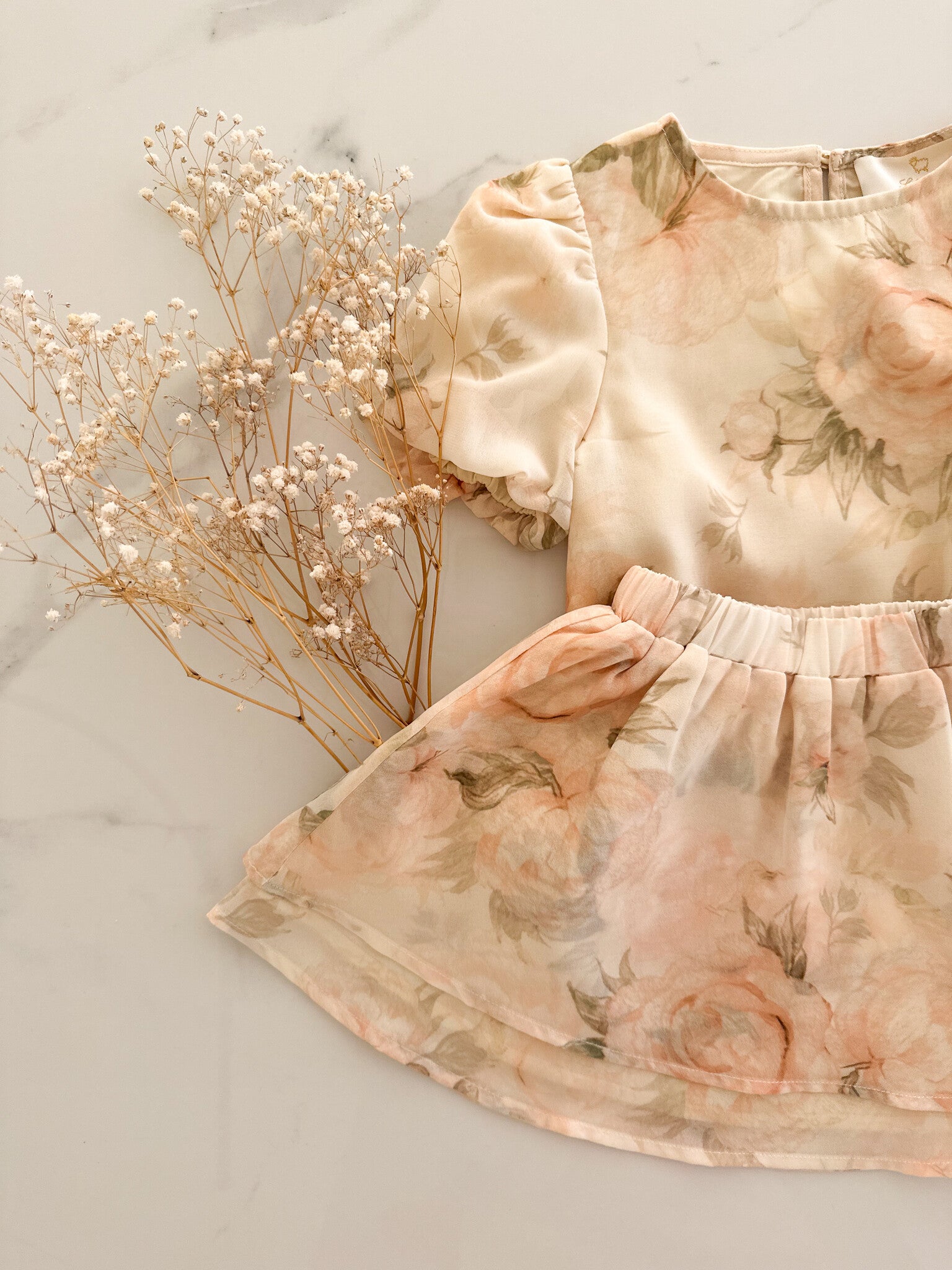 TOP | Lea FLOWER