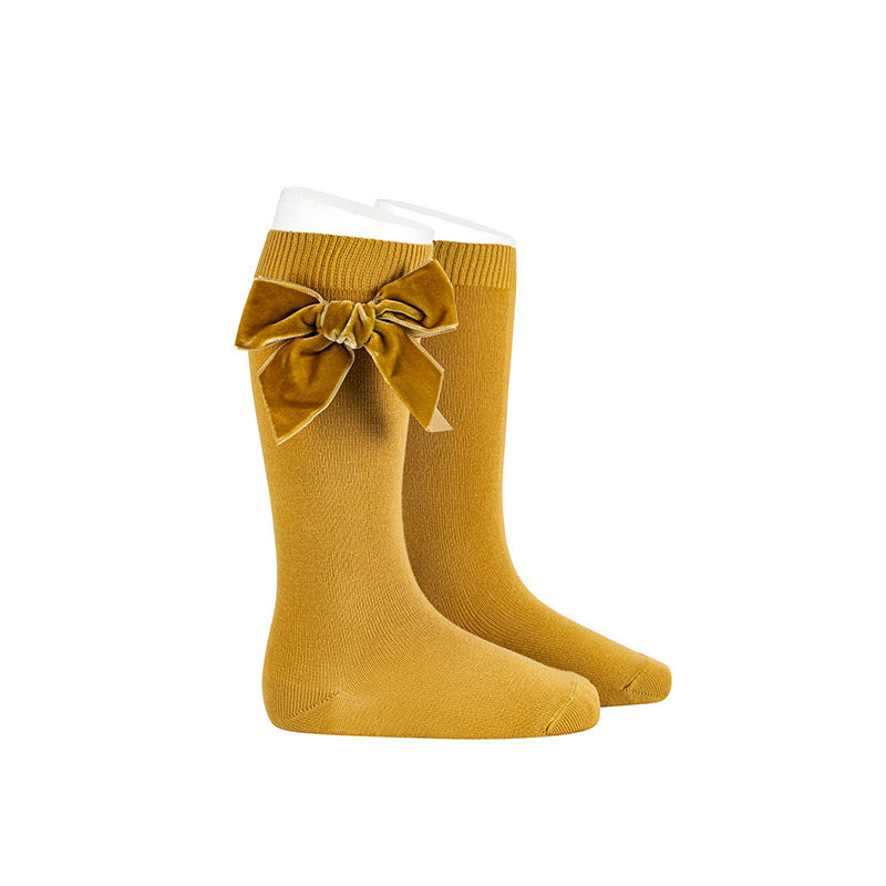 Kniekous met velvet strik OKER